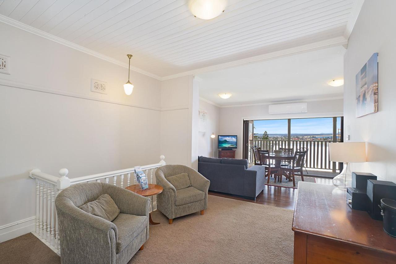 Newcastle Short Stay Accommodation - Vista Apartment Екстериор снимка
